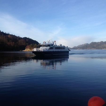Gulen Dive Resort Dalsøyra 外观 照片