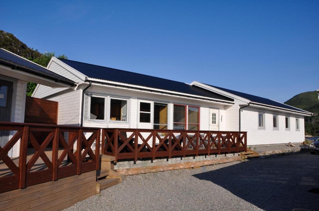 Gulen Dive Resort Dalsøyra 外观 照片