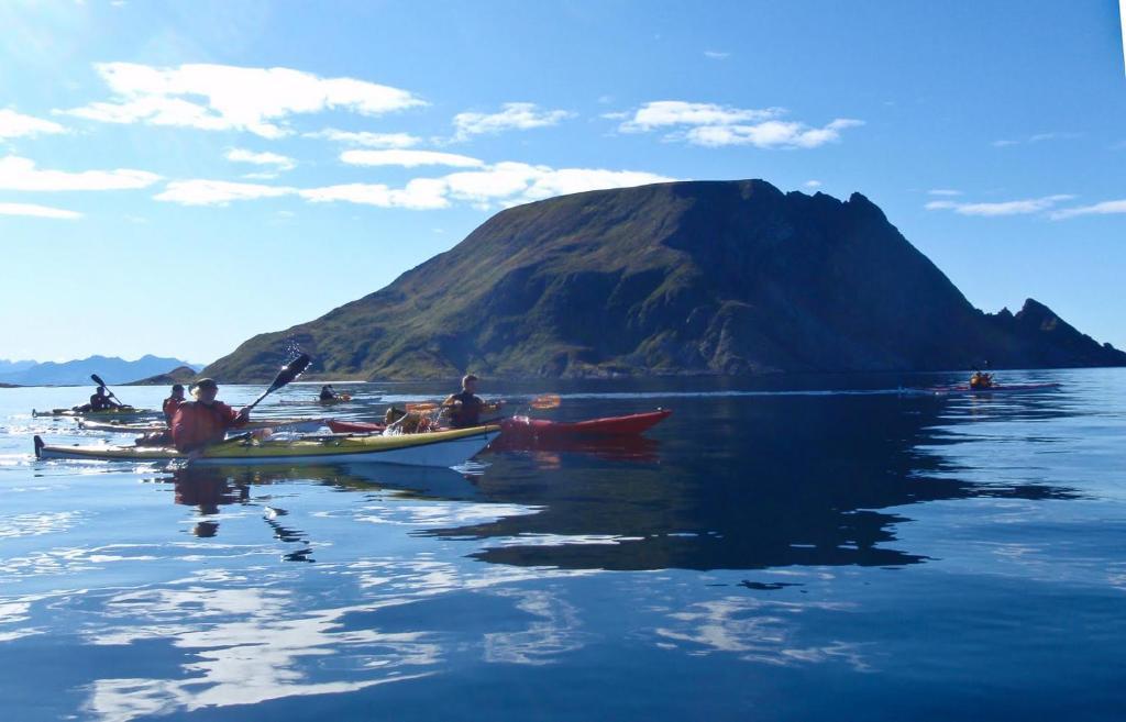 Gulen Dive Resort Dalsøyra 外观 照片
