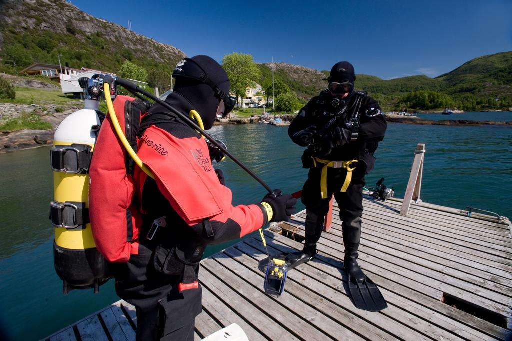 Gulen Dive Resort Dalsøyra 外观 照片